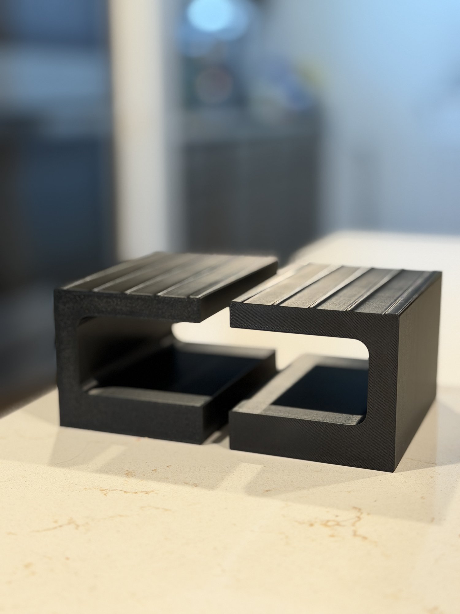 Below Desk Laptop Mount 1 - Black PETG